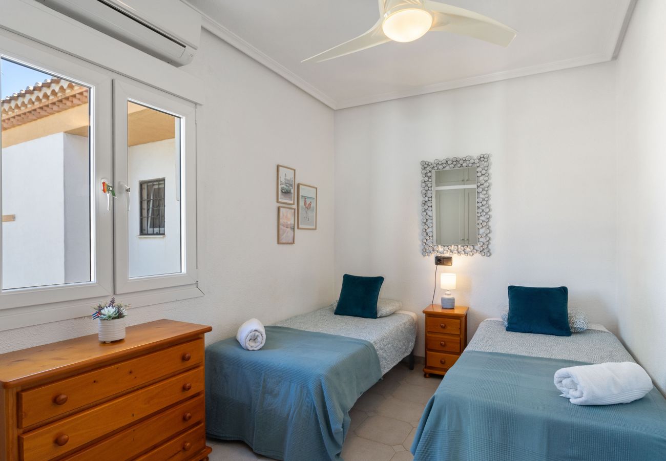 Bungalow en Orihuela Costa - CORDOBA by the Sea EGVT-1401-A