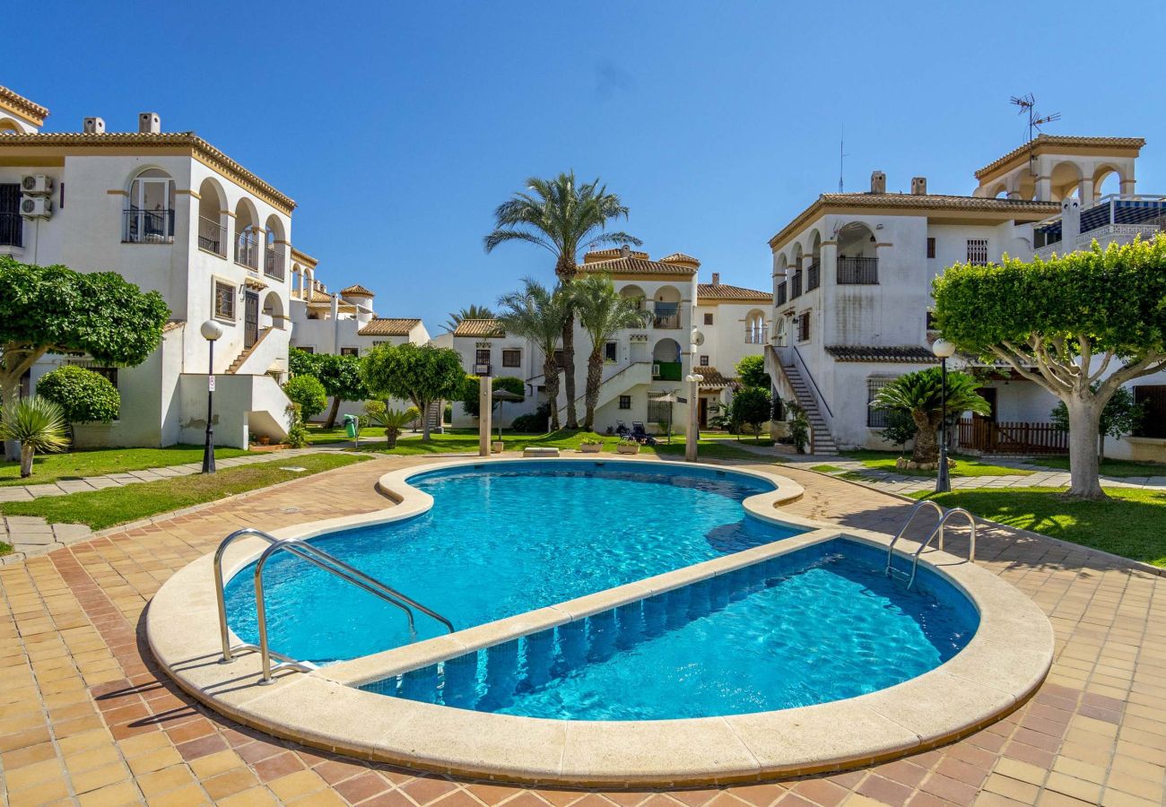 Bungalow en Orihuela Costa - CORDOBA by the Sea EGVT-1401-A