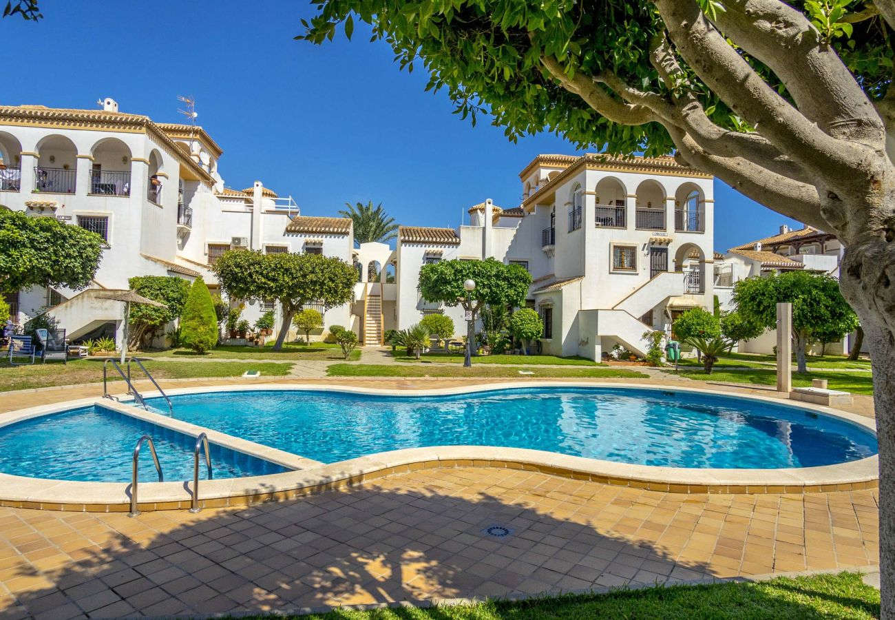 Bungalow en Orihuela Costa - CORDOBA by the Sea EGVT-1401-A