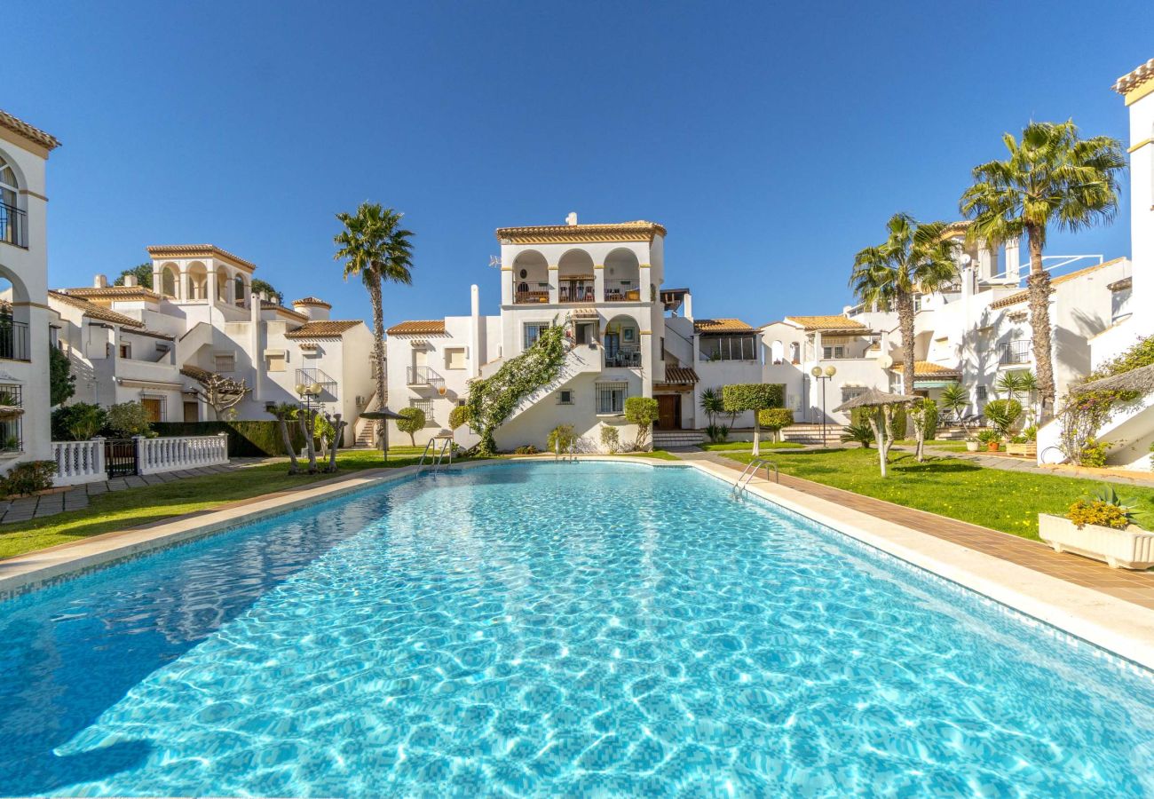 Bungalow en Orihuela Costa - CORDOBA by the Sea EGVT-1401-A