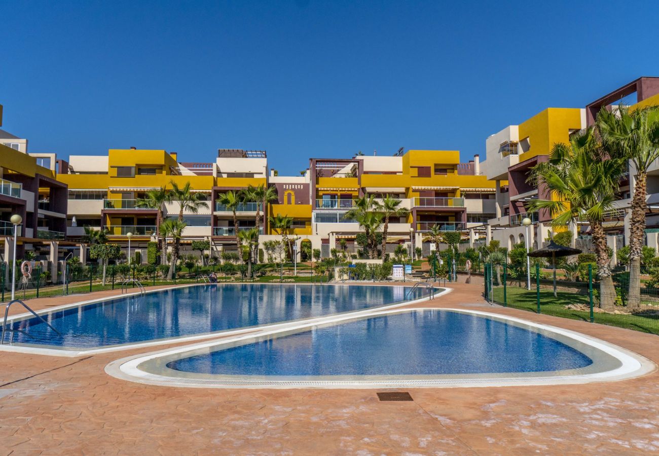 Apartamento en Orihuela Costa - KALA by the Sea EGVT-1401-A