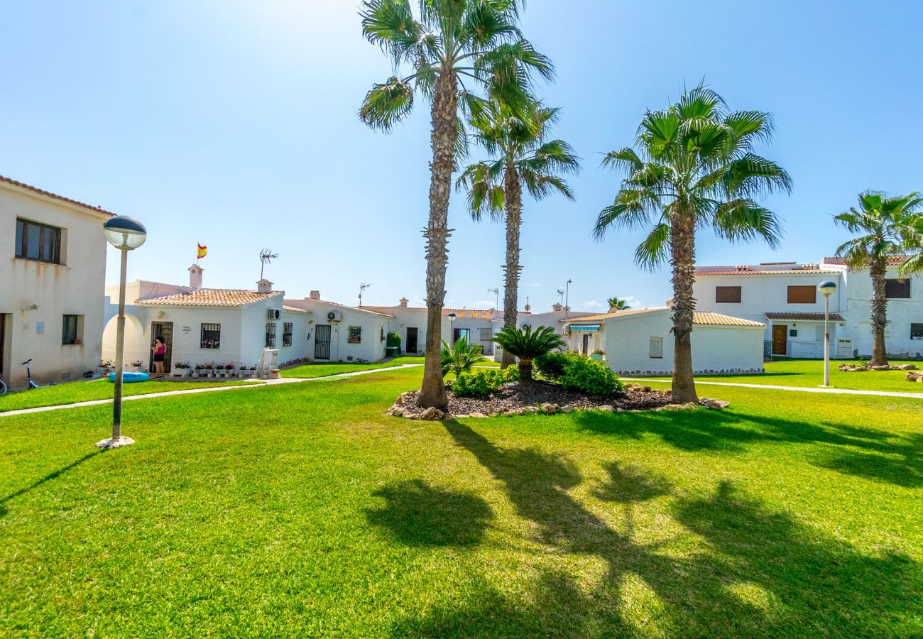 Bungalow en Orihuela Costa - OCEAN GARDEN by the Sea EGVT-1401-A