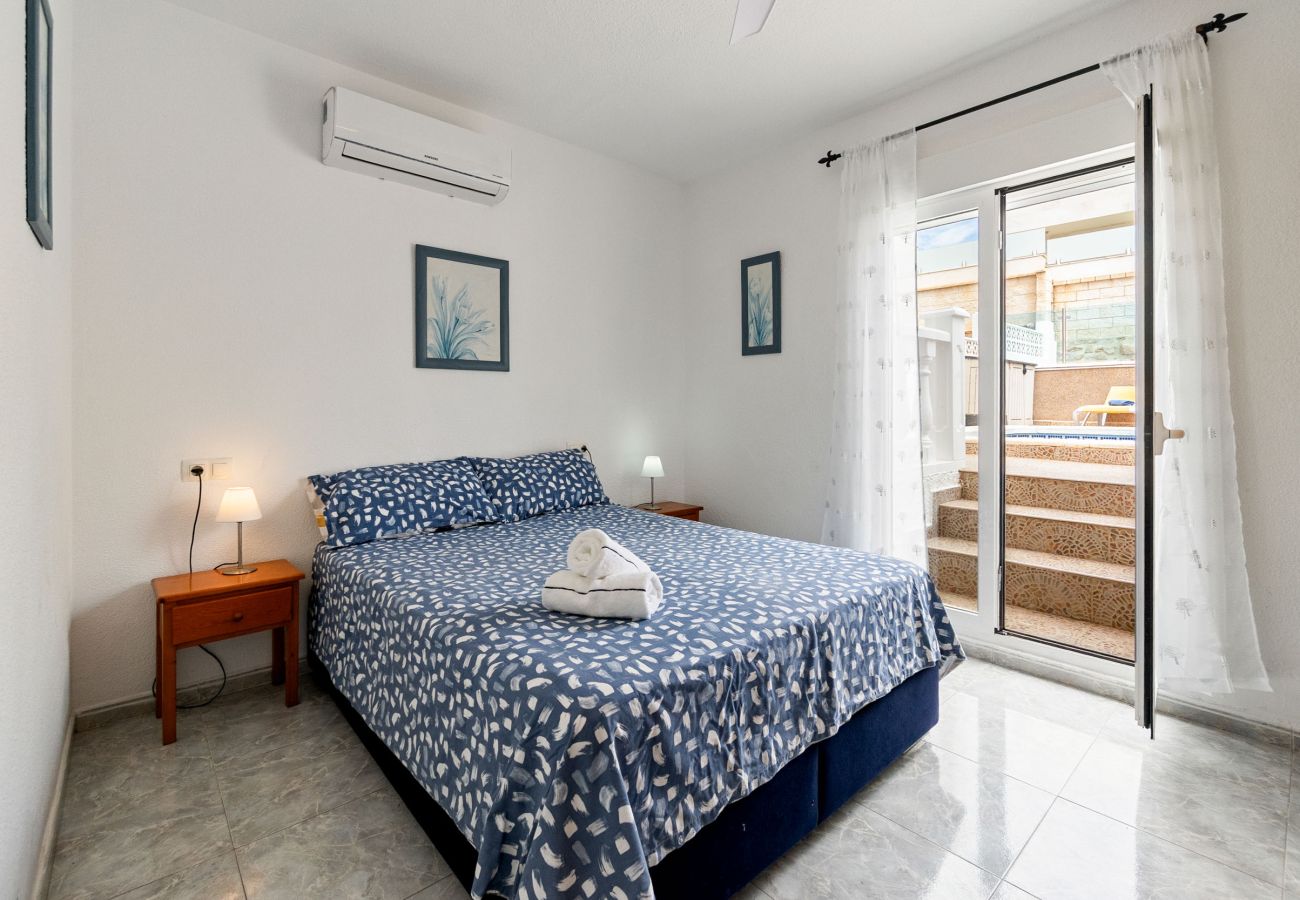 Villa en Orihuela Costa - VILLA ZENIA by the Sea
