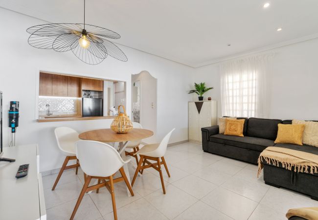 Apartamento en La Mata - SOL by the Sea EGVT-1401-A