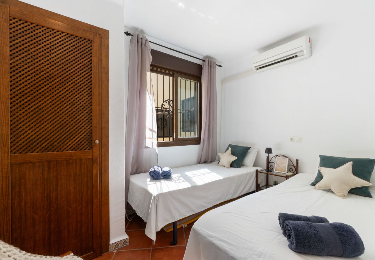Apartamento en Torrevieja - ALBA by the Sea VT-455416-A