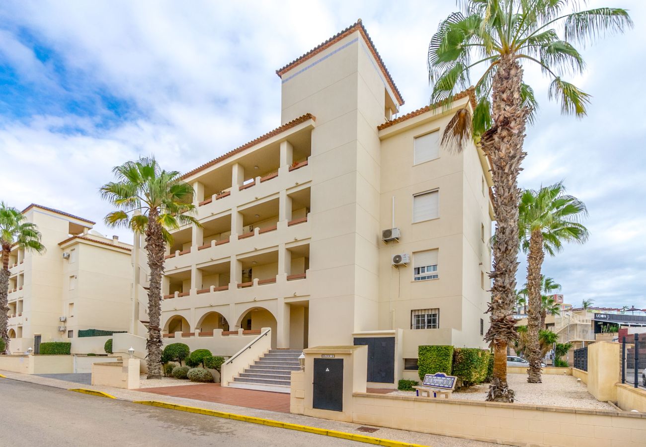 Apartamento en Orihuela Costa - AMBAR by the Sea EGVT-1401-A