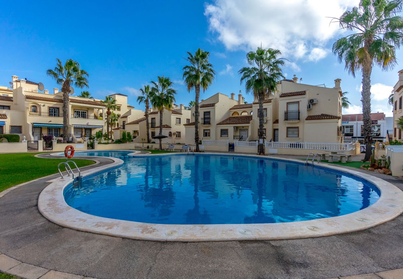 Apartamento en Orihuela Costa - AMBAR by the Sea EGVT-1401-A