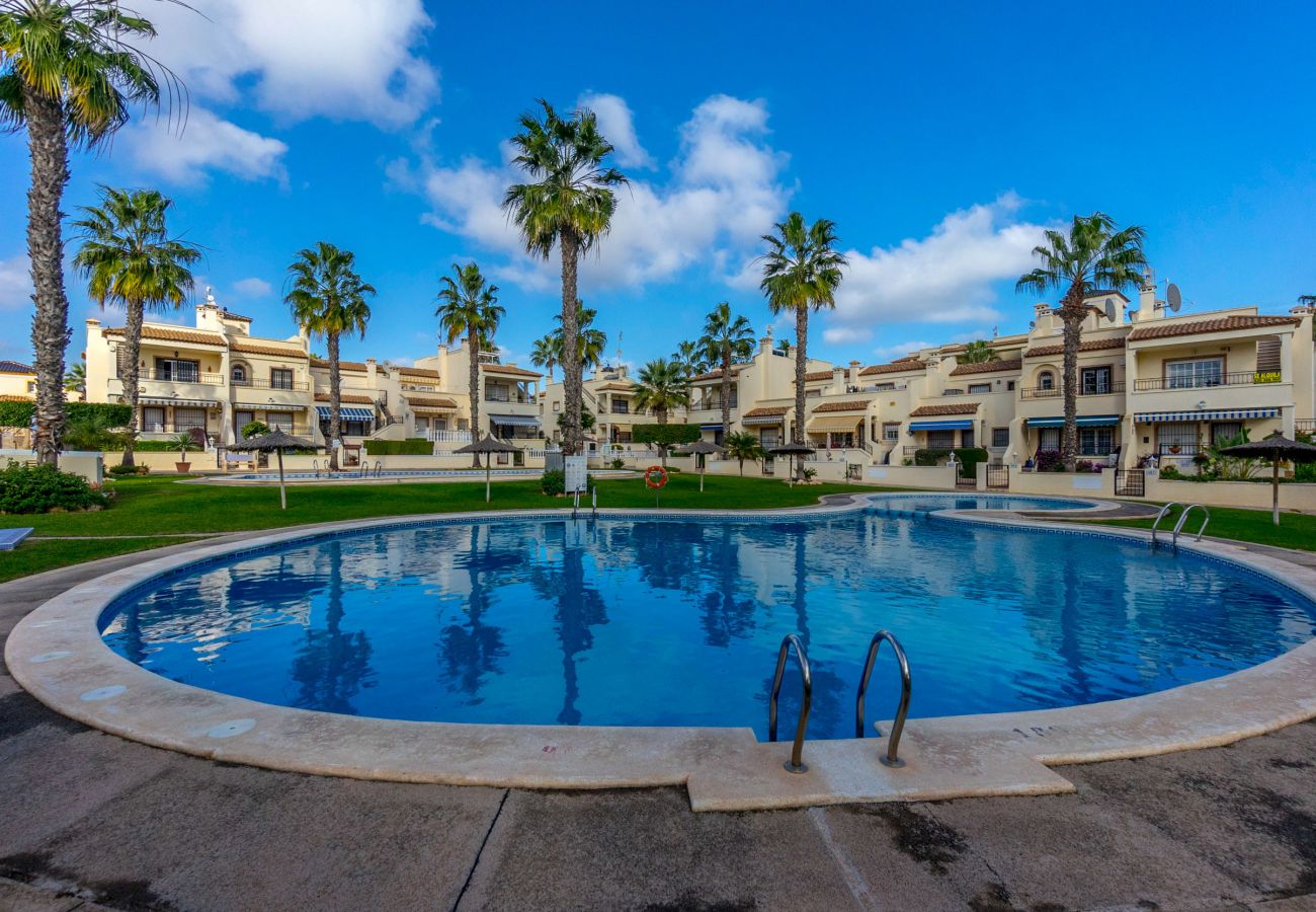 Apartamento en Orihuela Costa - AMBAR by the Sea EGVT-1401-A