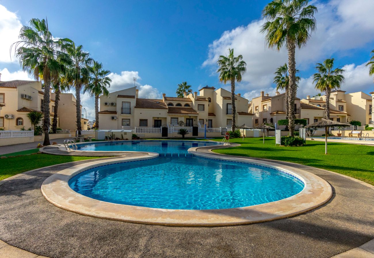 Apartamento en Orihuela Costa - AMBAR by the Sea EGVT-1401-A