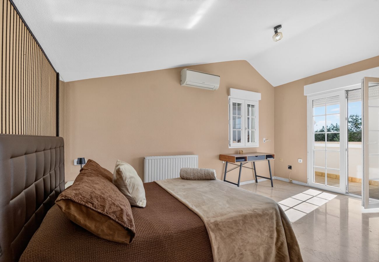 Villa en Orihuela Costa - RAMBLAS by the Sea