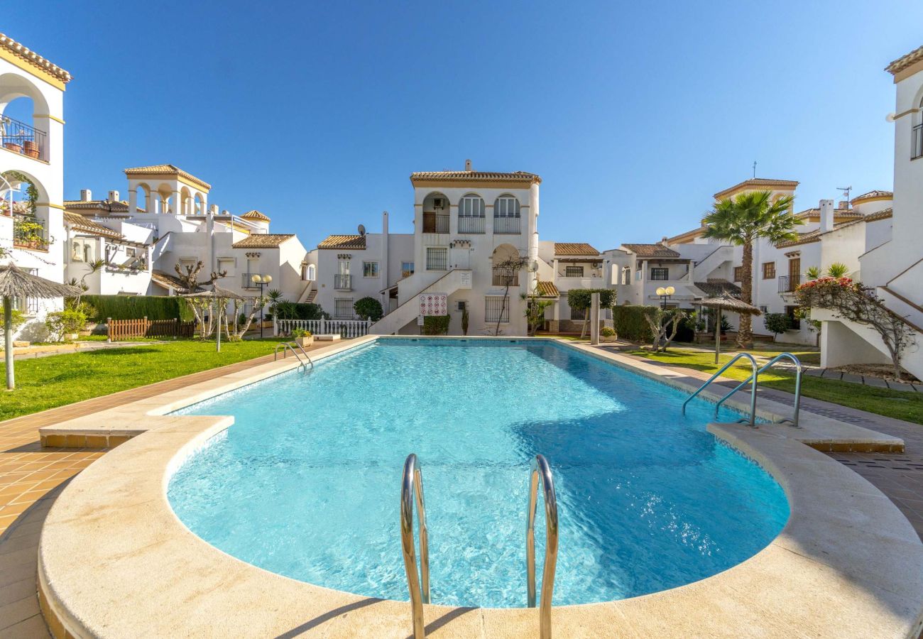 Bungalow in Orihuela Costa - CORDOBA by the Sea EGVT-1401-A