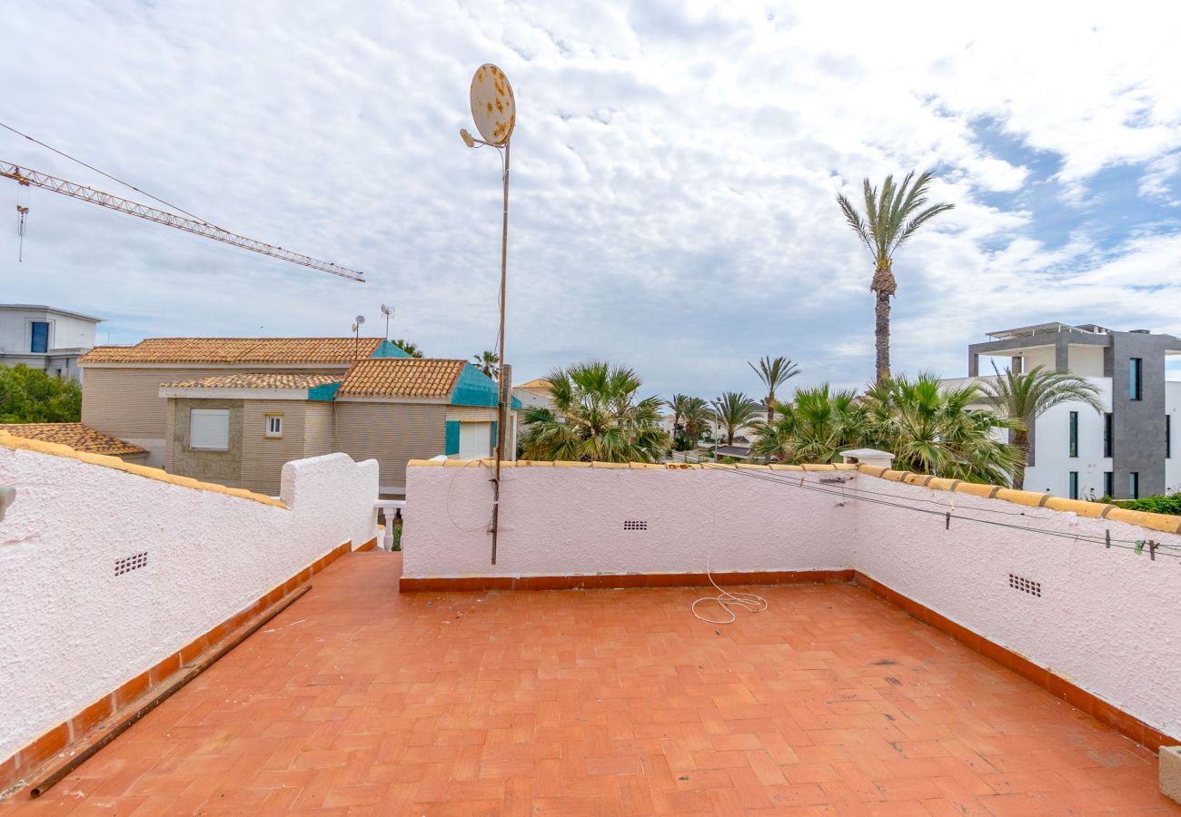 Villa in Orihuela Costa - VILLA ZENIA by the Sea