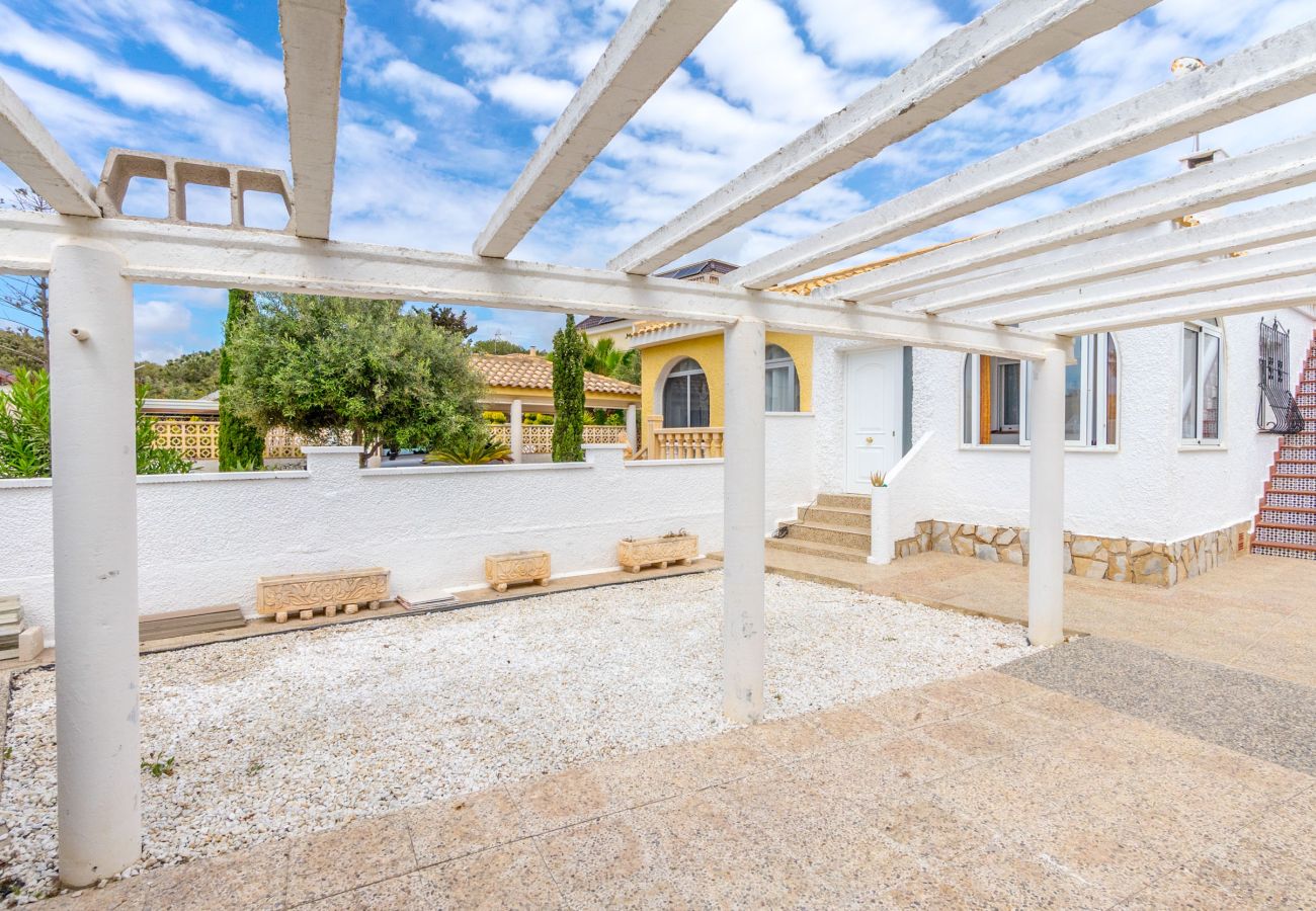 Villa in Orihuela Costa - VILLA ZENIA by the Sea
