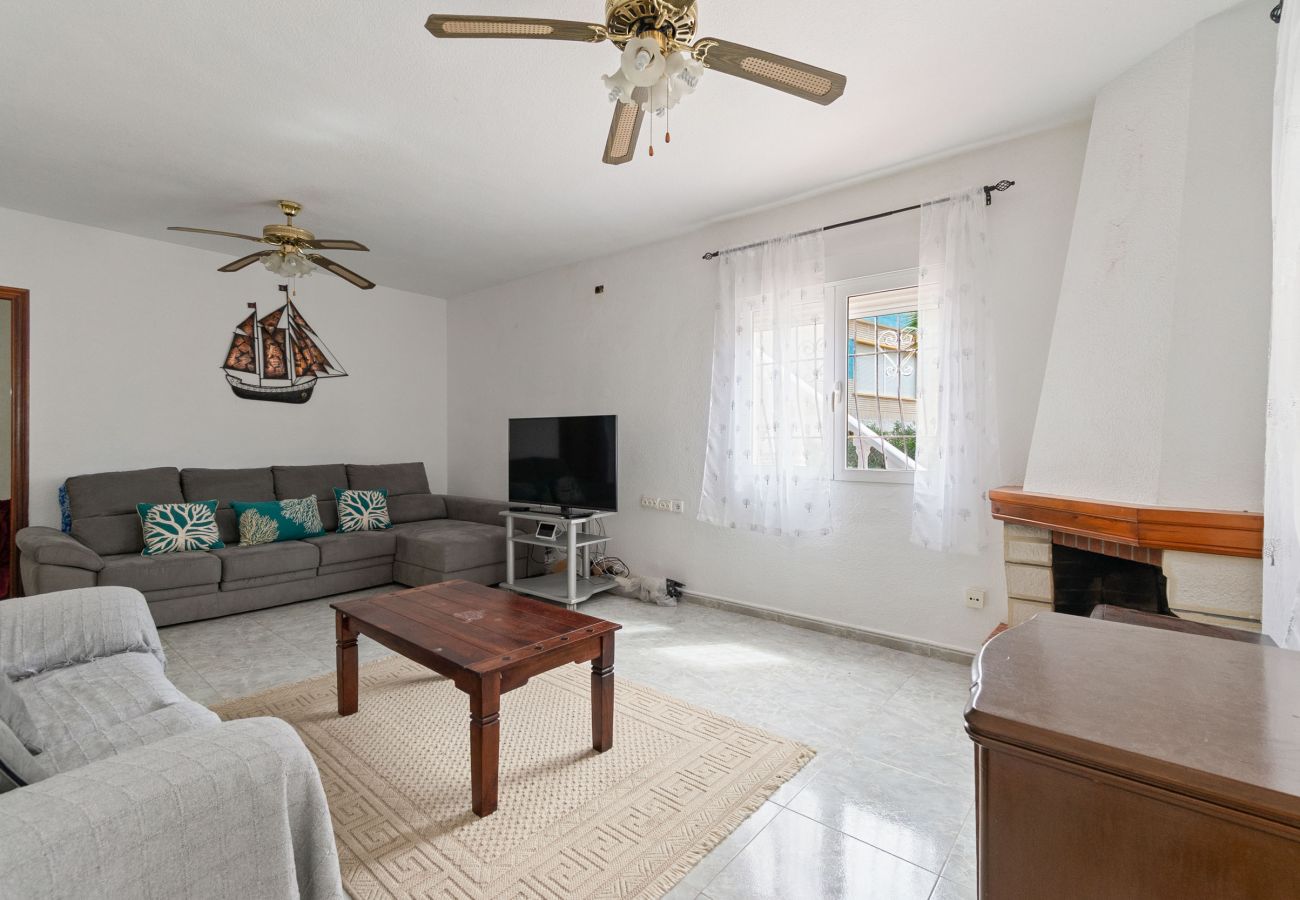 Villa in Orihuela Costa - VILLA ZENIA by the Sea