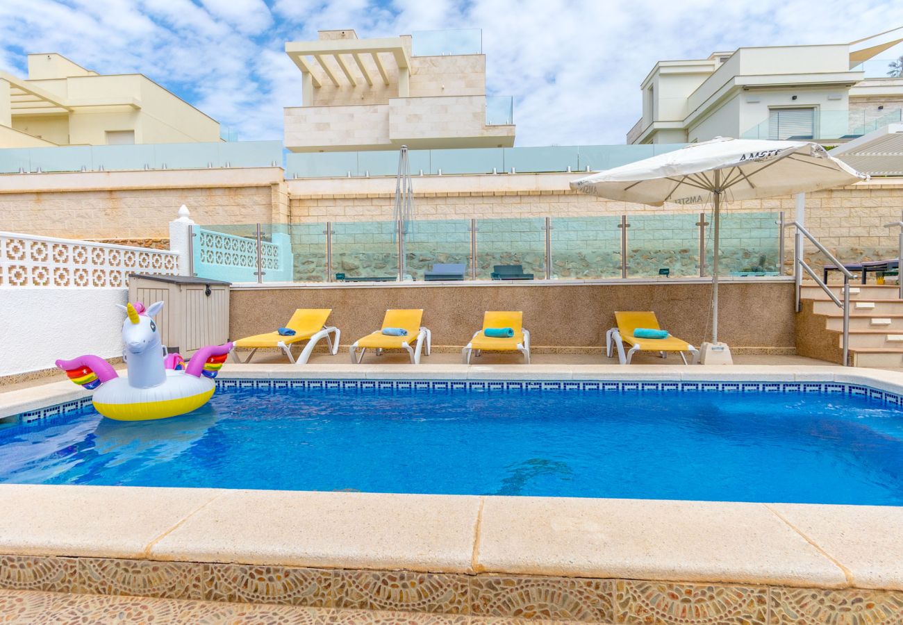 Villa in Orihuela Costa - VILLA ZENIA by the Sea