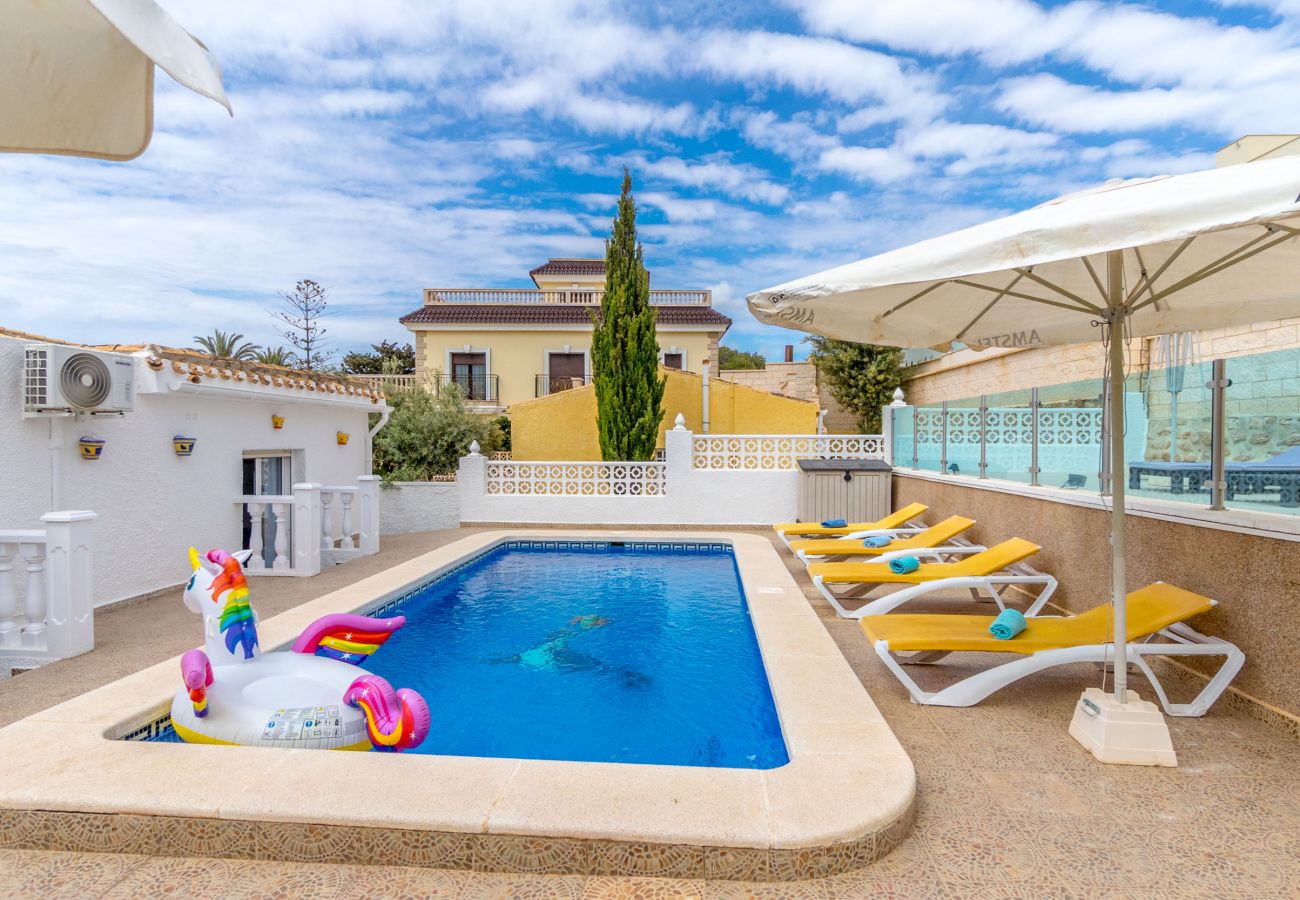 Villa in Orihuela Costa - VILLA ZENIA by the Sea
