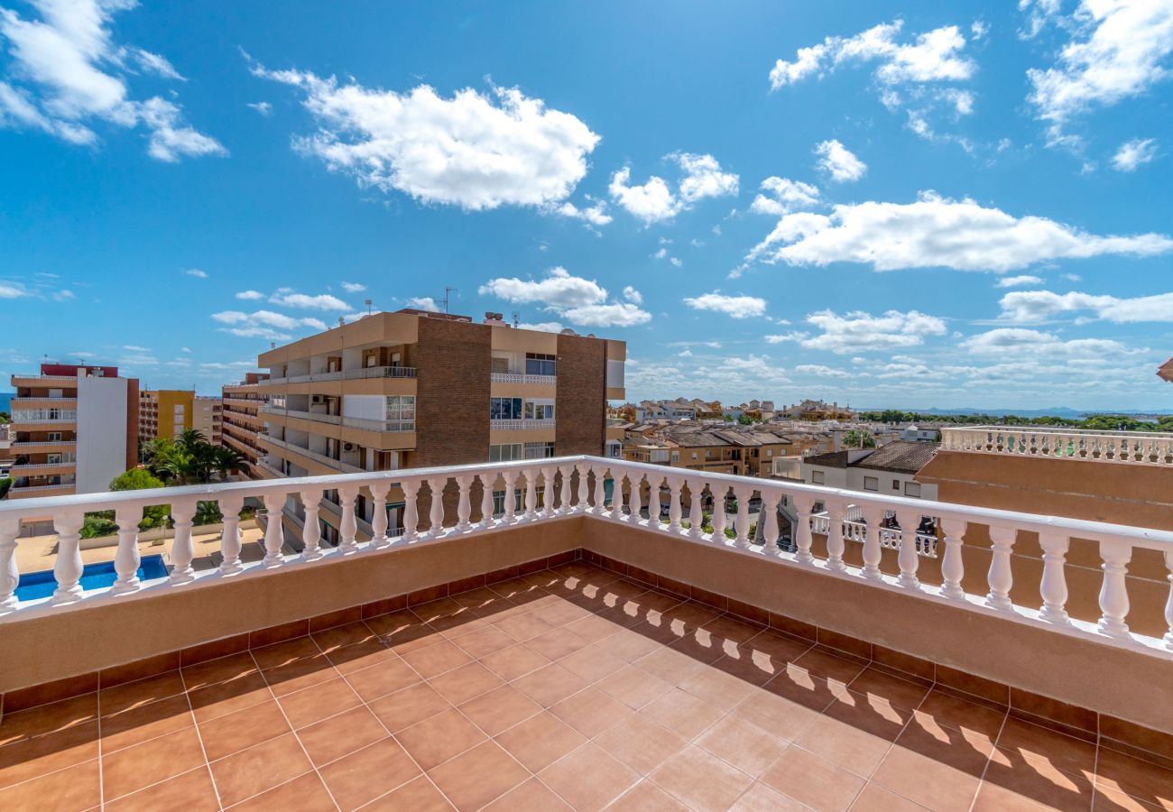 Apartment in Torrevieja - VISTA by the Sea