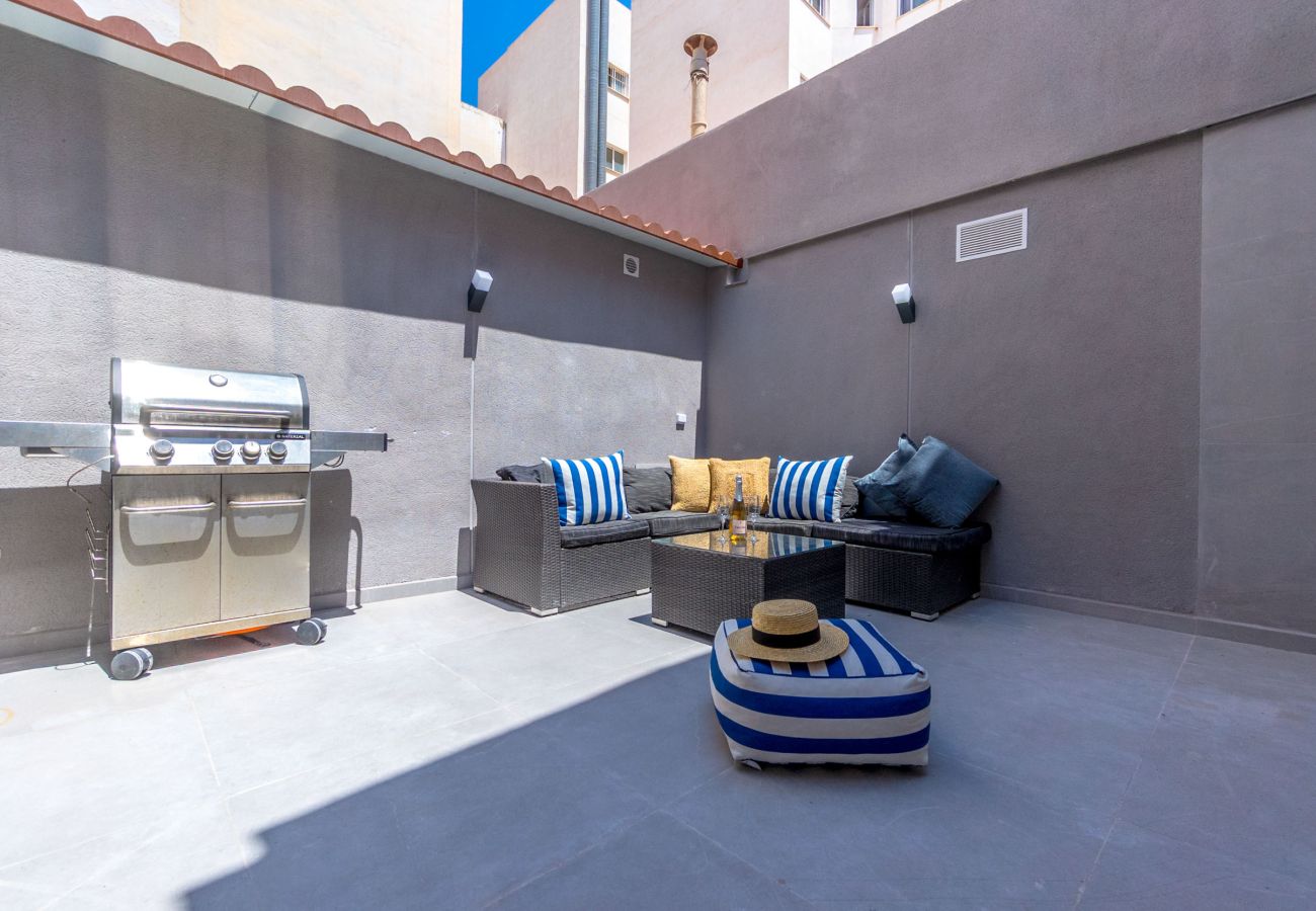 Apartment in Torrevieja - CASTILLO by the Sea EGVT-1401-A