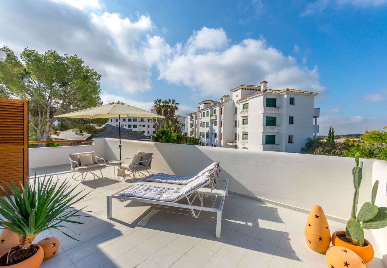 Villa in Orihuela Costa - VILLA MARIPOSA by the Sea