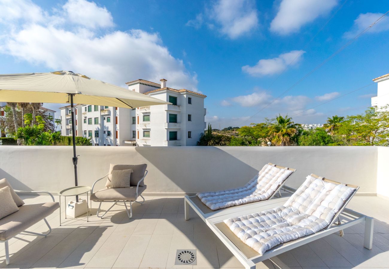 Villa in Orihuela Costa - VILLA MARIPOSA by the Sea