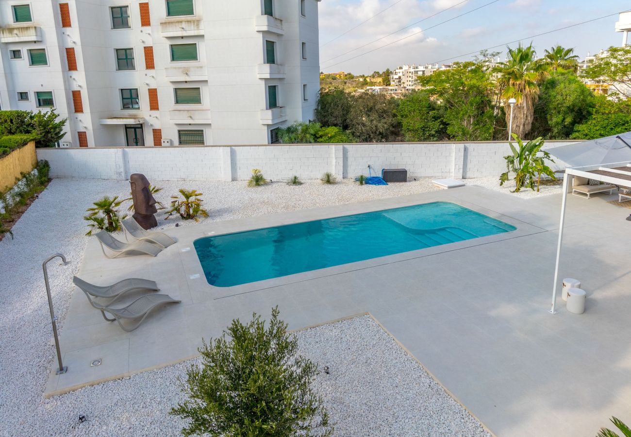 Villa in Orihuela Costa - VILLA MARIPOSA by the Sea