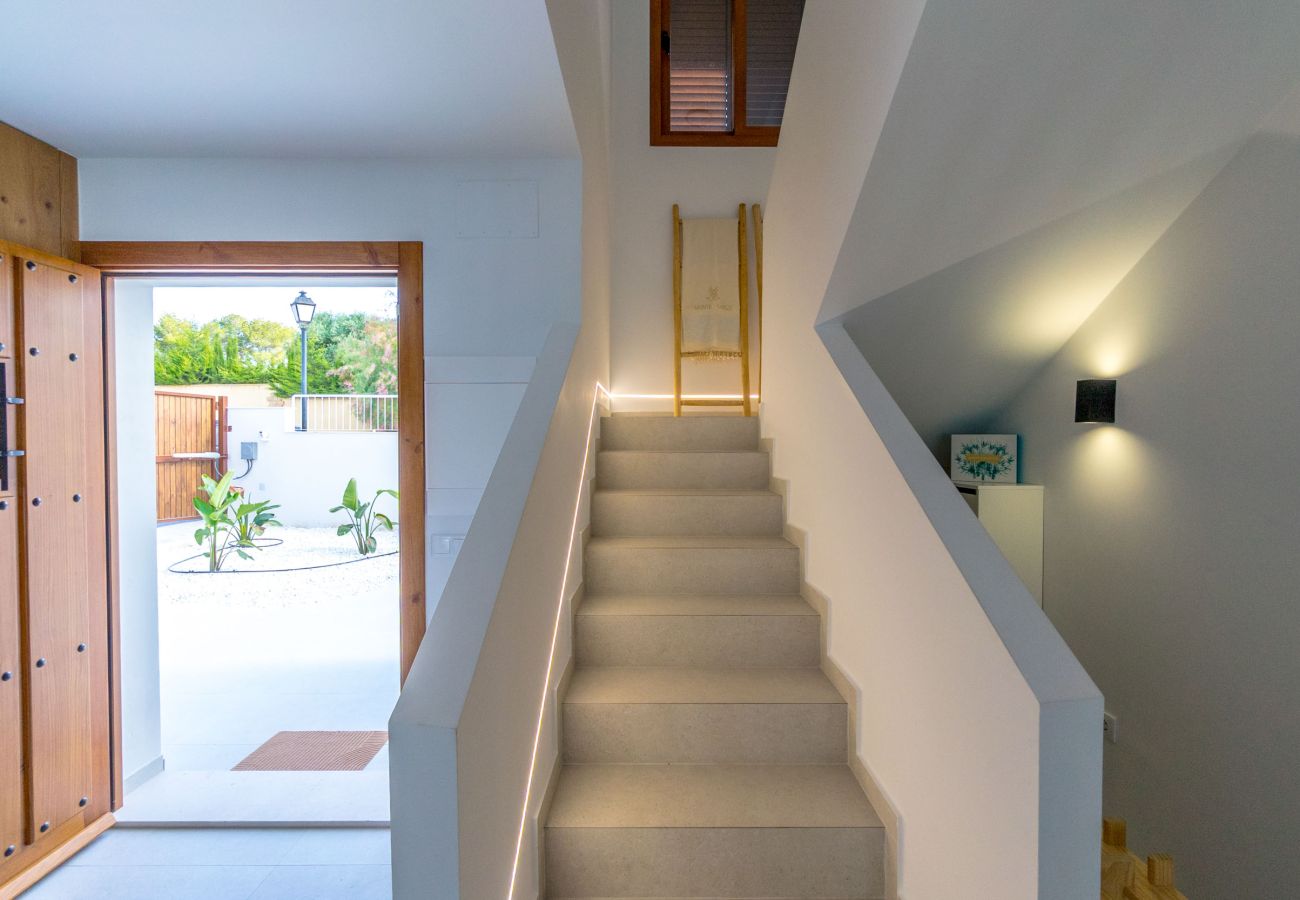 Villa in Orihuela Costa - VILLA MARIPOSA by the Sea